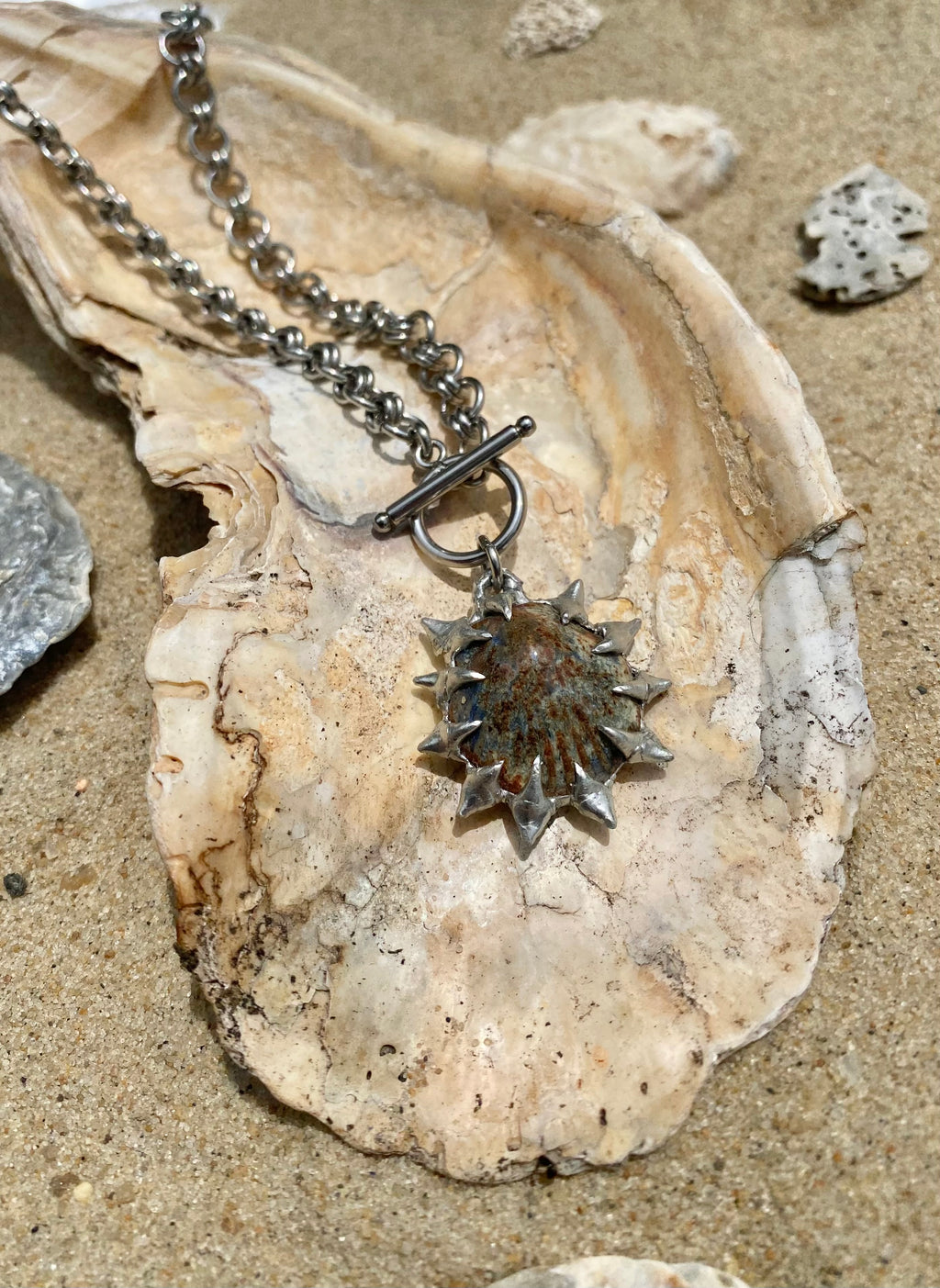 Ceramic Scallop Shell Chainmaille Necklace