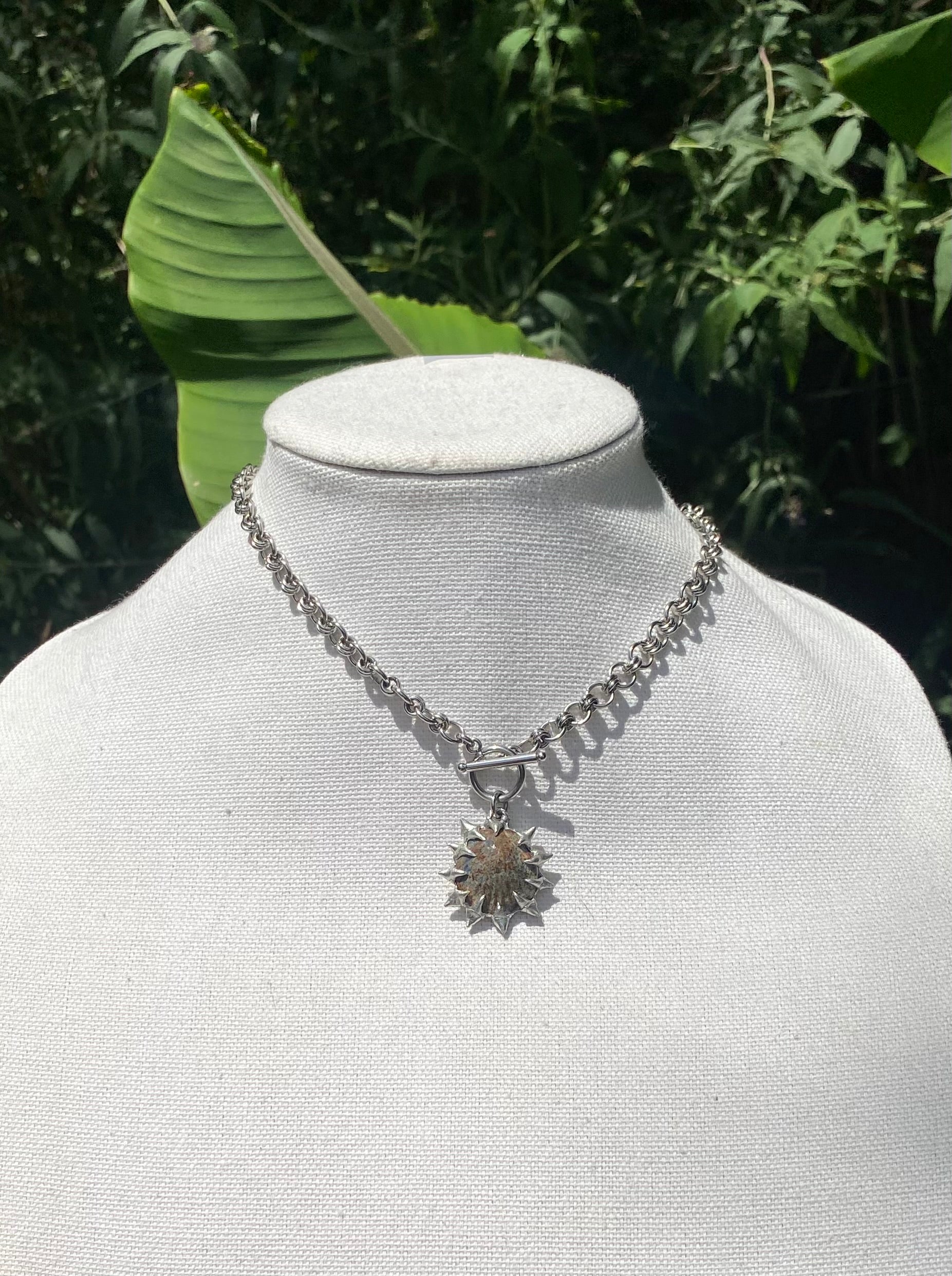 Ceramic Scallop Shell Chainmaille Necklace