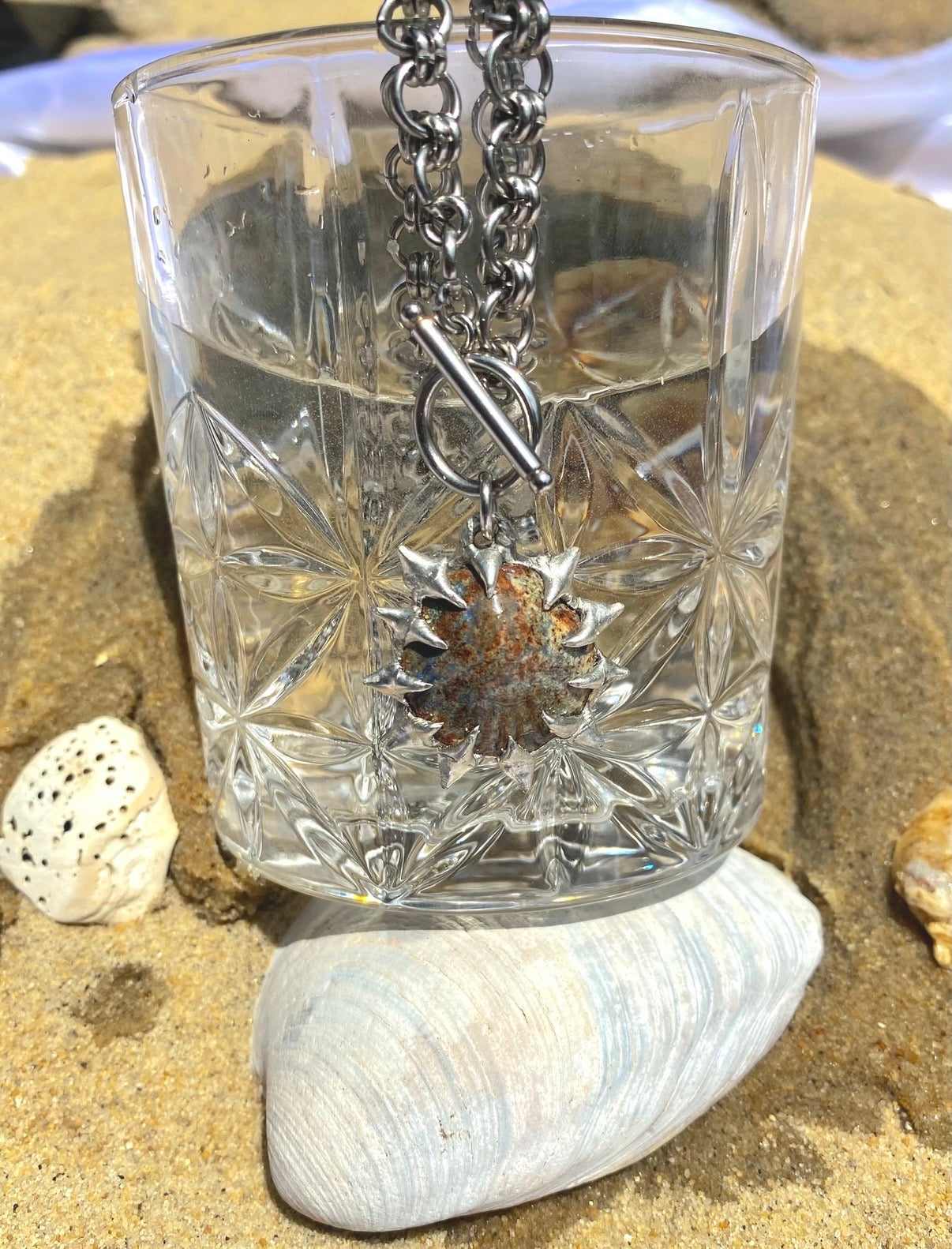 Ceramic Scallop Shell Chainmaille Necklace